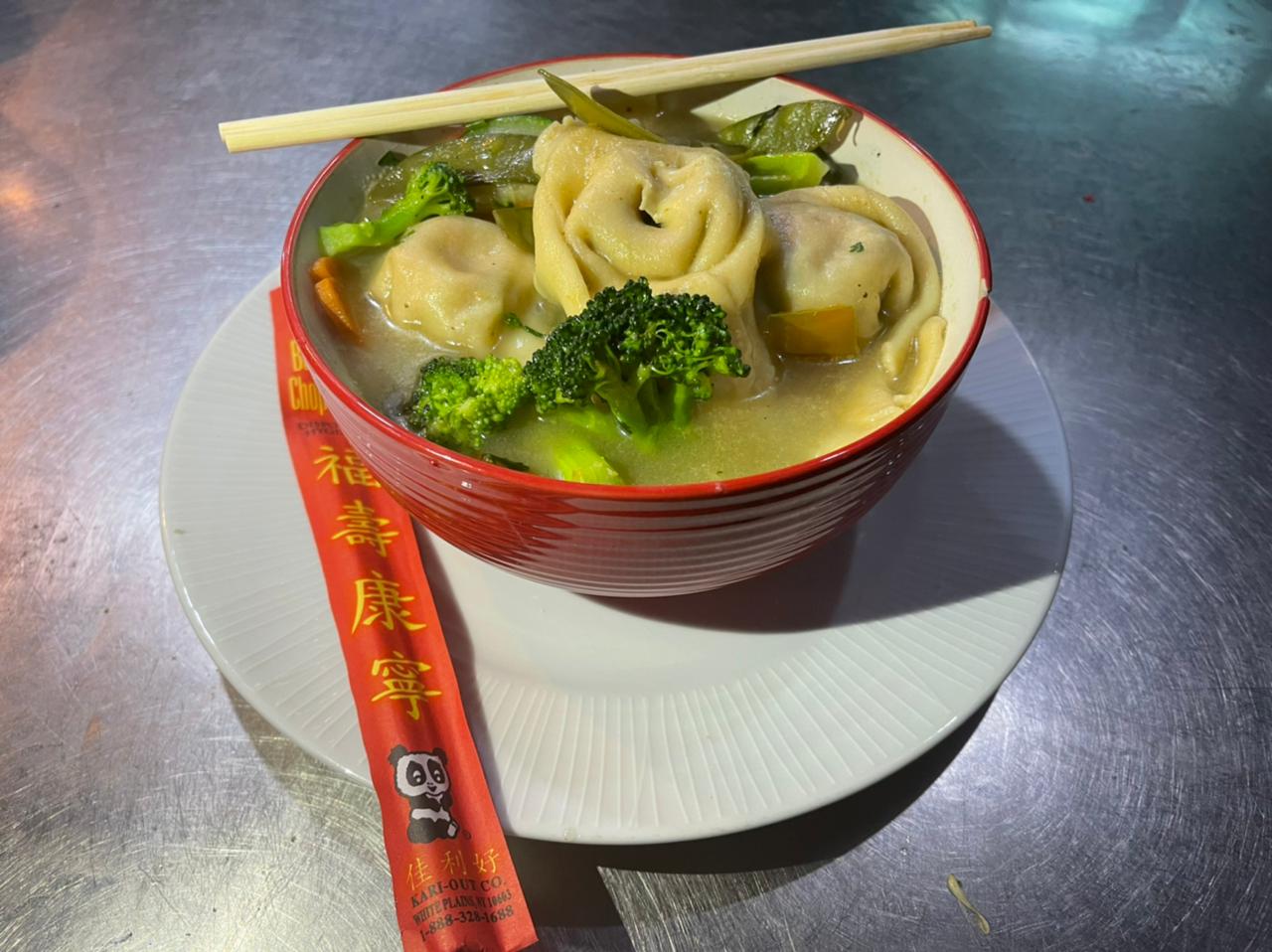 Sopa Meín de Res - Wantan